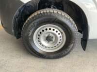 Nissan NP300 Doble Cabina 2020 4p S L4/2.5 Man A/A 2020 Nissan NP300 Doble Cabina Venta Llantas 1