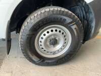 Nissan NP300 Doble Cabina 2020 4p S L4/2.5 Man A/A 2020 Nissan NP300 Doble Cabina Venta Llantas 10