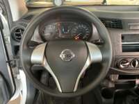 Nissan NP300 Doble Cabina 2020 4p S L4/2.5 Man A/A Paq. Seg. 2020 Nissan NP300 Doble Cabina Venta Interiores 1