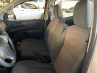 Nissan NP300 Doble Cabina 2020 4p S L4/2.5 Man A/A Paq. Seg. 2020 Nissan NP300 Doble Cabina Venta Interiores 14