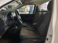 Nissan NP300 Pick Up 2022 2p L4/2.5 Man A/C 2022 Nissan NP300 Pick Up Venta Interiores 18