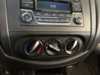 Nissan NP300 Pick Up 2022 2p L4/2.5 Man A/C 2022 Nissan NP300 Pick Up Venta Interiores 9