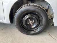 Nissan March 2022 5p Sense L4/1.6 Man 2022 Nissan March Venta Llantas 10