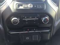 Chevrolet Silverado 2020 4p WT Doble Cabina 4x4 V6/4.3 Aut 2020 Chevrolet Silverado Venta Interiores 8