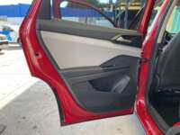 Volkswagen Taos 2023 5p Highline L4/1.4/T Tiptronic 2023 Volkswagen Taos Venta Interiores 23