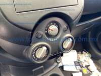 Nissan V-Drive 2022 4p L4/1.6 Man 2022 Nissan V-Drive Ingreso Interiores 10