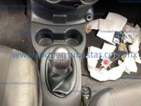 Nissan V-Drive 2022 4p L4/1.6 Man 2022 Nissan V-Drive Ingreso Interiores 12