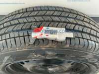 Nissan V-Drive 2022 4p L4/1.6 Man IMG_5275