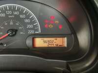 Nissan V-Drive 2022 4p L4/1.6 Man 2022 Nissan V-Drive Venta Interiores 3