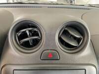 Nissan V-Drive 2022 4p L4/1.6 Man 2022 Nissan V-Drive Venta Interiores 5