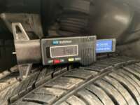 Nissan V-Drive 2022 4p L4/1.6 Man 2022 Nissan V-Drive Venta Llantas 3