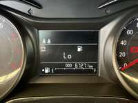 Chevrolet Onix 2022 4p LS L3/1.0/T Man  2022 Chevrolet Onix Venta Interiores 3