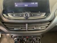 Chevrolet Onix 2022 4p LS L3/1.0/T Man  2022 Chevrolet Onix Venta Interiores 7