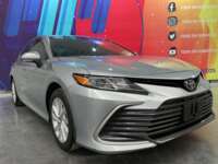 Toyota Camry 2023 4p LE L4/2.5 Aut 2023 Toyota Camry Venta Exteriores 3