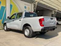 Nissan NP300 Doble Cabina 2019 4p S L4/2.5 Man A/A Paq. Seg. 2019 Nissan NP300 Doble Cabina Venta Exteriores 7