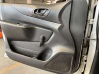 Nissan NP300 Doble Cabina 2019 4p S L4/2.5 Man A/A Paq. Seg. 2019 Nissan NP300 Doble Cabina Venta Interiores 13