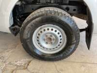 Nissan NP300 Doble Cabina 2019 4p S L4/2.5 Man A/A Paq. Seg. 2019 Nissan NP300 Doble Cabina Venta Llantas 4