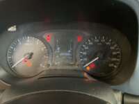 Nissan NP300 Doble Cabina 2019 4p S L4/2.5 Man A/A 2019 Nissan NP300 Doble Cabina Venta Interiores 2