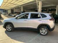 Chevrolet Tracker 2023 5p LS L3/1.2/T Aut    IMG_8890