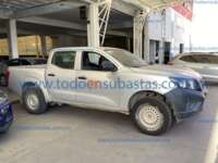 Nissan NP300 Doble Cabina 2019 4p S L4/2.5 Man A/A 2019 Nissan NP300 Doble Cabina Ingreso Exteriores 3