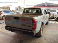 Nissan NP300 Doble Cabina 2019 4p S L4/2.5 Man A/A 2019 Nissan NP300 Doble Cabina Ingreso Exteriores 4