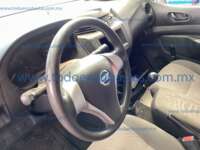 Nissan NP300 Doble Cabina 2019 4p S L4/2.5 Man A/A 2019 Nissan NP300 Doble Cabina Ingreso Interiores 2