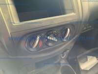 Nissan NP300 Doble Cabina 2019 4p S L4/2.5 Man A/A 2019 Nissan NP300 Doble Cabina Ingreso Interiores 9