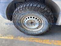 Nissan NP300 Doble Cabina 2019 4p S L4/2.5 Man A/A IMG_3903