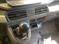 Volkswagen Crafter 2025 5p L4/2.0/TDI Man LWB Ext 21/Pas 4.7 T 2025 Volkswagen Crafter Ingreso Interiores 10