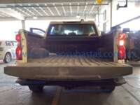 Chevrolet Silverado 2500 2020 4p WT Doble Cabina 4x4 V6/4.3 Aut IMG_2146