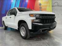 Chevrolet Silverado 2020 4p WT Doble Cabina 4x4 V6/4.3 Aut 2020 Chevrolet Silverado Venta Exteriores 3