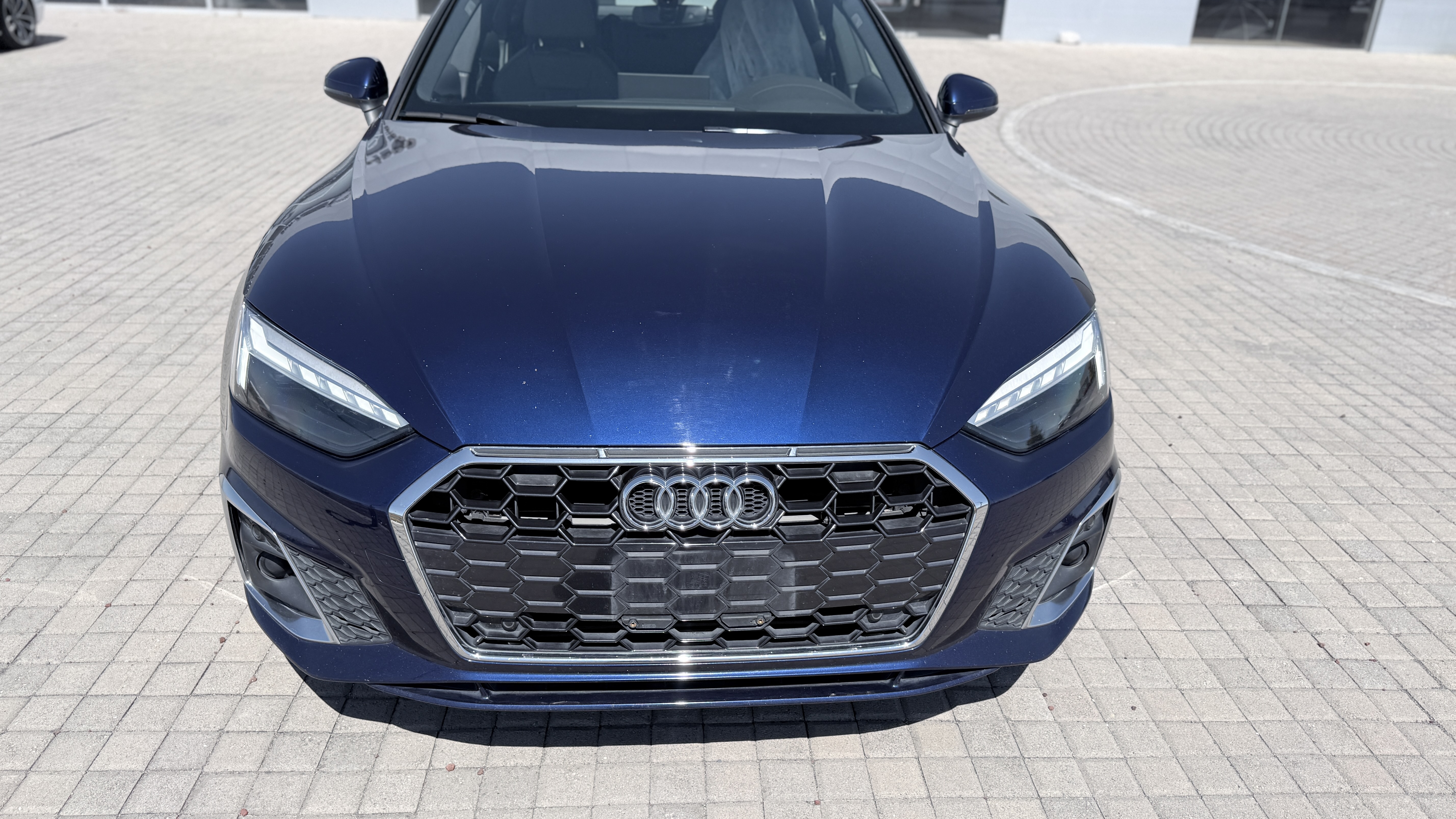 imagen principal de la unidad