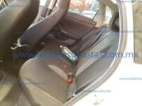 Volkswagen Polo 2024 5p Track L4/1.6 Man 2024 Volkswagen Polo Ingreso Interiores 16