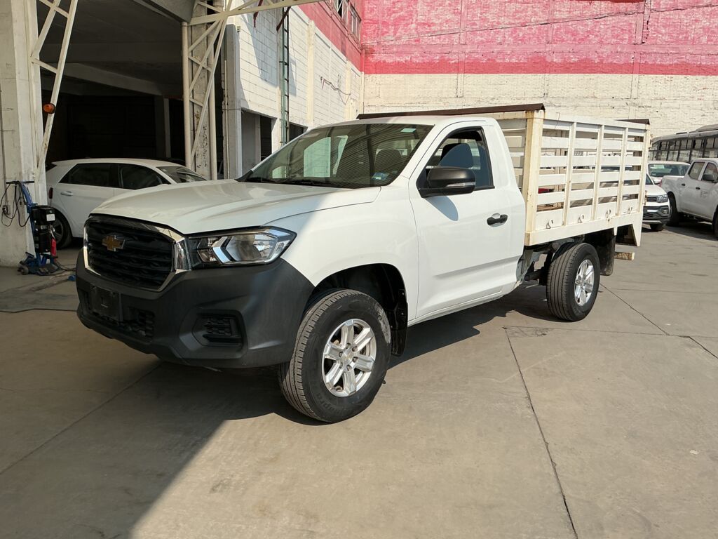 Chevrolet S10 Max 2023 2p Chasis Cabina L4/2.4 Man IMG_9549