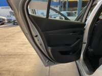 Mazda 3 2021 4p Sedán i L4/2.5 Skyactiv-Drive 2021 Mazda 3 Venta Interiores 22