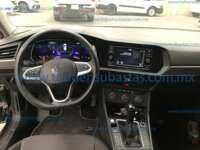 Volkswagen Jetta 2023 4p Trendline L4/1.4/T Tiptronic 2023 Volkswagen Jetta Ingreso Interiores 1