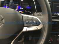 Volkswagen Jetta 2023 4p Trendline L4/1.4/T Tiptronic 2023 Volkswagen Jetta Ingreso Interiores 3