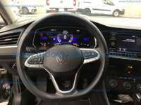 Volkswagen Jetta 2023 4p Trendline L4/1.4/T Tiptronic 2023 Volkswagen Jetta Ingreso Interiores 6