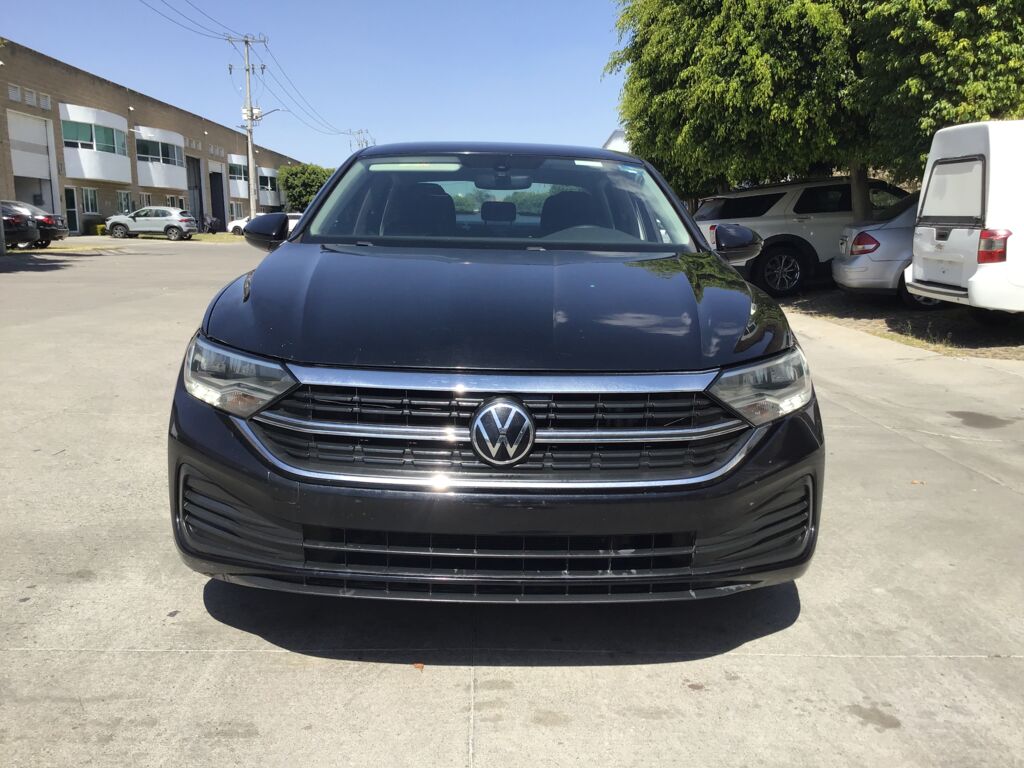 Volkswagen Jetta 2023 4p Trendline L4/1.4/T Tiptronic 2023 Volkswagen Jetta Venta Exteriores 2