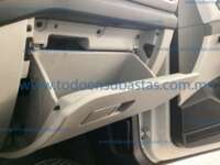 Volkswagen T-Cross 2022 5p Trendline L4/1.6 Tiptronic 2022 Volkswagen T-Cross Ingreso Interiores 18