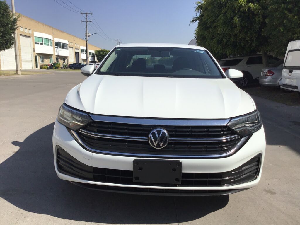 Volkswagen Jetta 2022 4p Trendline L4/1.4/T Tiptronic 2022 Volkswagen Jetta Venta Exteriores 2