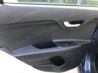 Kia Rio 2021 4p Sedán LX L4/1.6 Man    2021 Kia Rio Venta Interiores 15