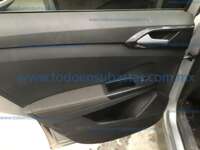 Volkswagen Taos 2024 5p Highline L4/1.4/T Tiptronic 2024 Volkswagen Taos Ingreso Interiores 13