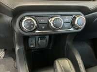 Nissan Versa 2021 4p Sense L4/1.6 CVT 2021 Nissan Versa Venta Interiores 4