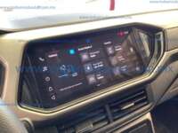 Volkswagen Taigun 2024 5p Trendline L3/1.0/T Tiptronic 2024 Volkswagen Taigun Ingreso Interiores 8