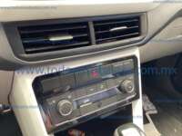 Volkswagen T-Cross 2021 5p Highline L4/1.6 Tiptronic 2021 Volkswagen T-Cross Ingreso Interiores 12