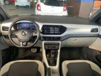 Volkswagen T-Cross 2021 5p Highline L4/1.6 Tiptronic 2021 Volkswagen T-Cross Venta Interiores 4