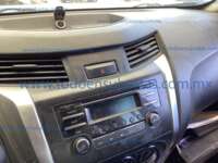 Nissan NP300 Frontier 2021 4p Diesel L4/2.5/T 4x4 Man 2021 Nissan NP300 Frontier Ingreso Interiores 8