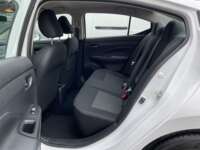 Nissan Versa 2020 4p Sense L4/1.6 CVT Línea Nueva 2020 Nissan Versa Venta Interiores 16