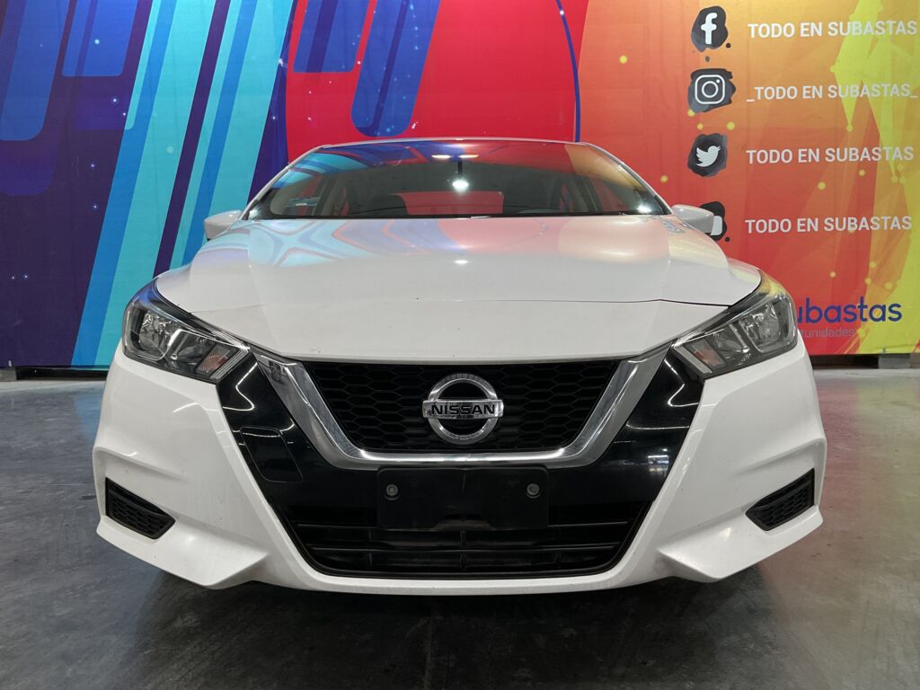 Nissan Versa 2020 4p Sense L4/1.6 CVT Línea Nueva 2020 Nissan Versa Venta Exteriores 2